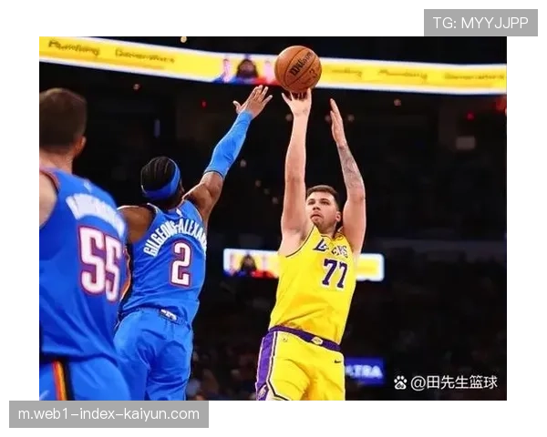 雷霆防守压迫性联盟顶级 夹击持球人制造失误策略成功